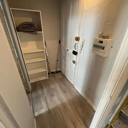 6 Personnes Centre * Sète